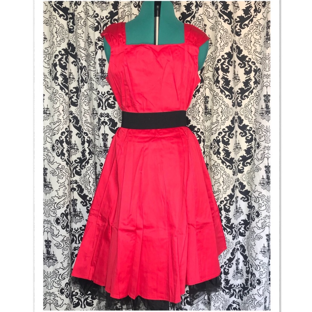 Pinup Dress - Picture 3 of 3